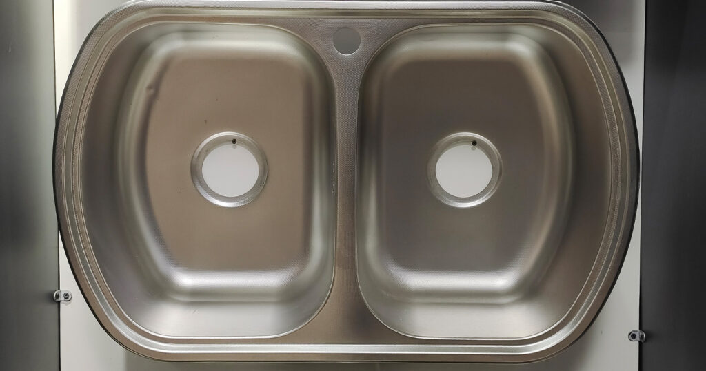 stainless steel sink