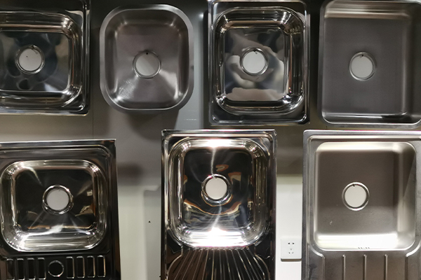 stianless steel sinks